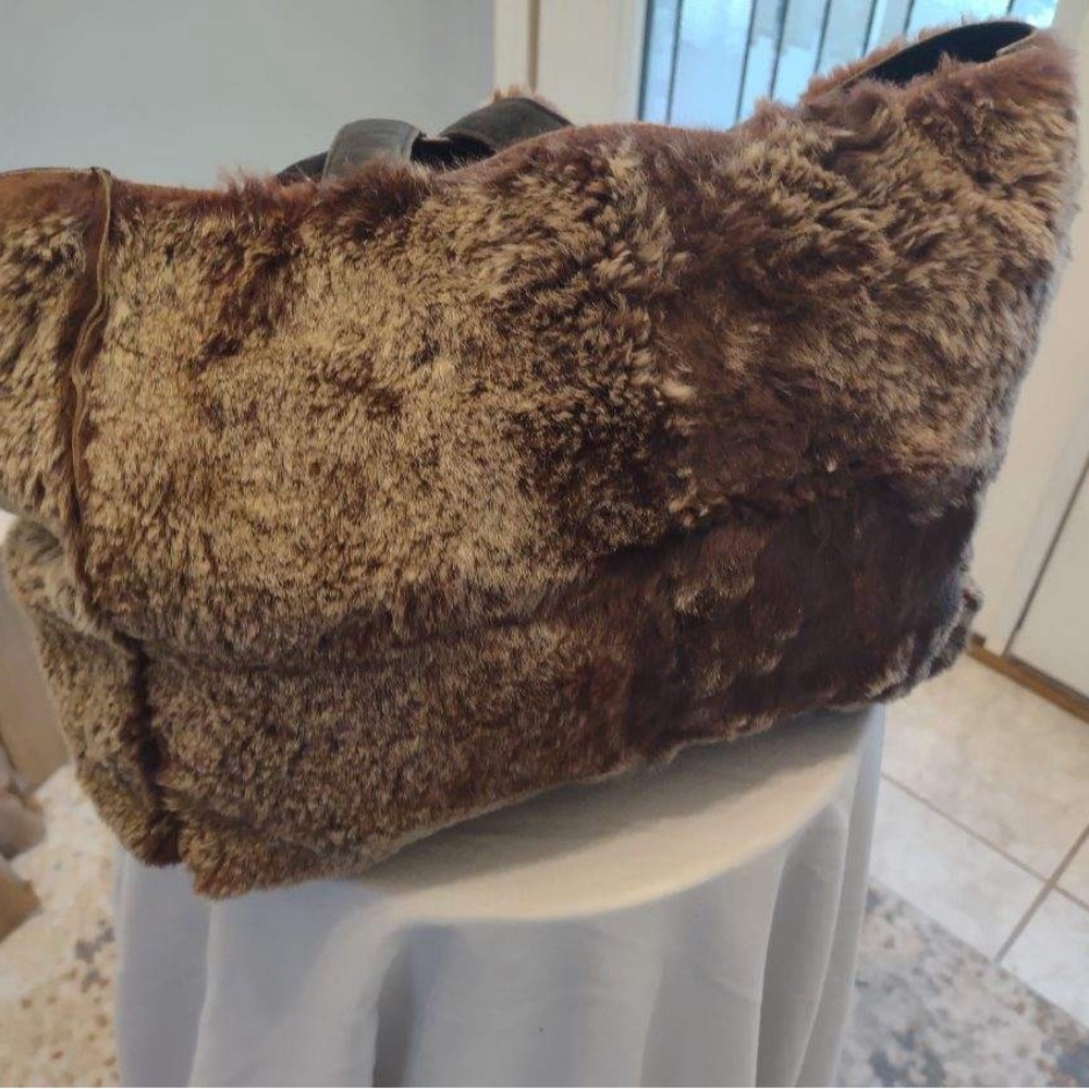 Chanel rabbit bag and wallet - Picture 3 of 7